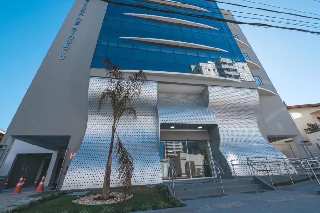 Prefeitura de Biguaçu anuncia concurso público para diversas áreas