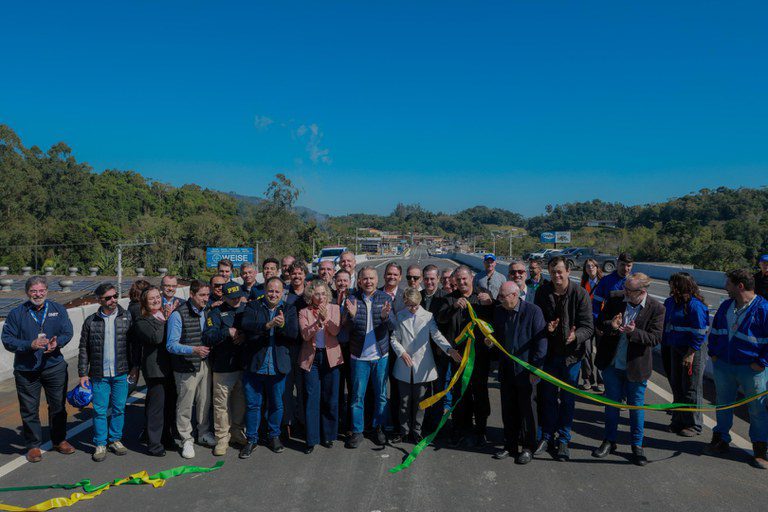 Governo Federal entrega complexo viário estratégico da BR 470 em Blumenau