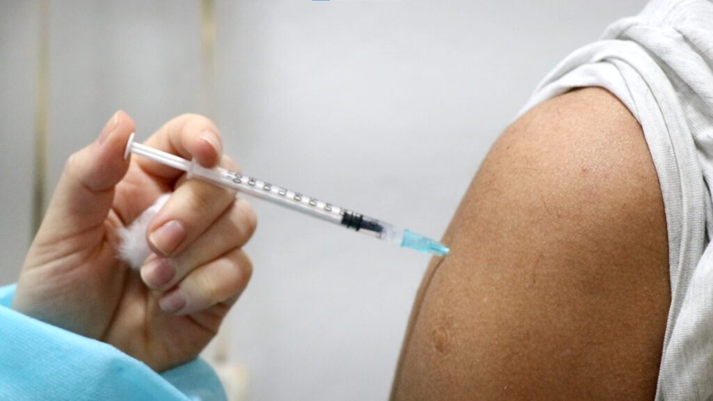 Casos de Síndrome Respiratória Aguda Grave apresentam tendência de queda em Santa Catarina