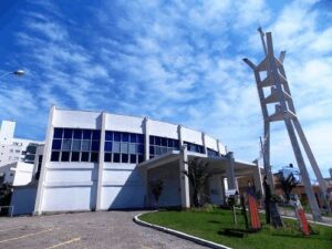 Paróquia da Trindade realiza Benção das Canetas para o ENEM