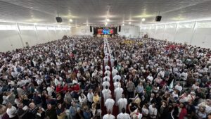 CEAR recebe mais de 8 mil fiéis na Concentração Arquidiocesana do Jubileu da Esperança; Rádio Divino Oleiro FM transmitiu tudo ao vivo