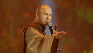 Frei Gilson se apresentará em Navegantes no dia 27 de julho