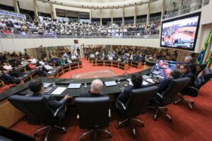 Alesc celebra a Campanha da Fraternidade, que neste ano aborda o direito à moradia