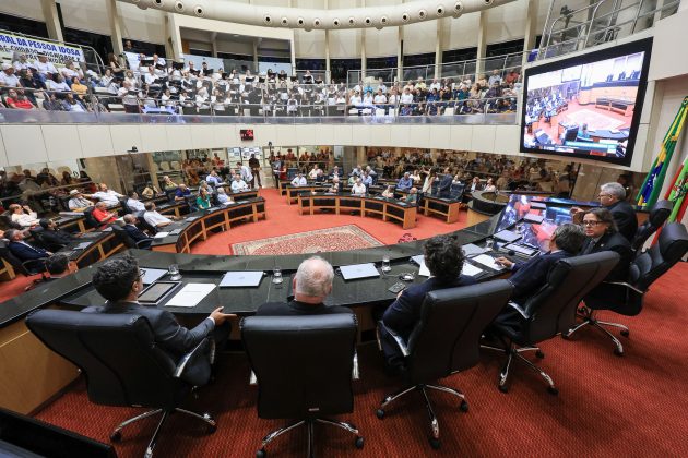 Alesc celebra a Campanha da Fraternidade, que neste ano aborda o direito à moradia