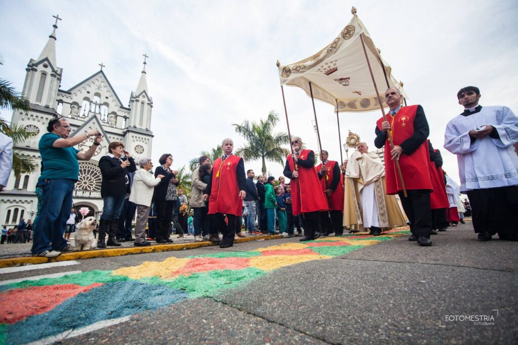 Confira a programação das celebrações de Corpus Christi das Paróquias